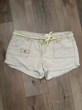 lei Beige High-Waist Linen-Blend Shorts with Neon Rope Belt